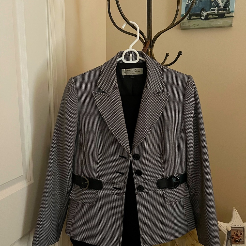 Tahari Pant Suit